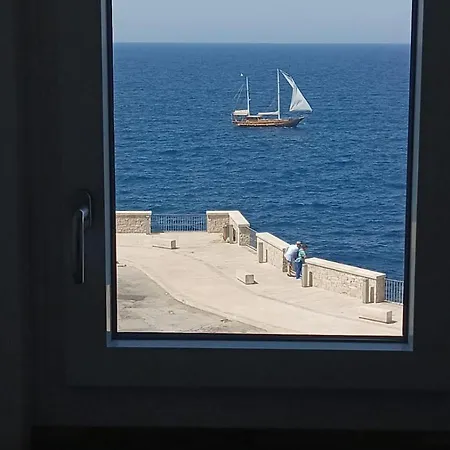 Vista Blu Apartment