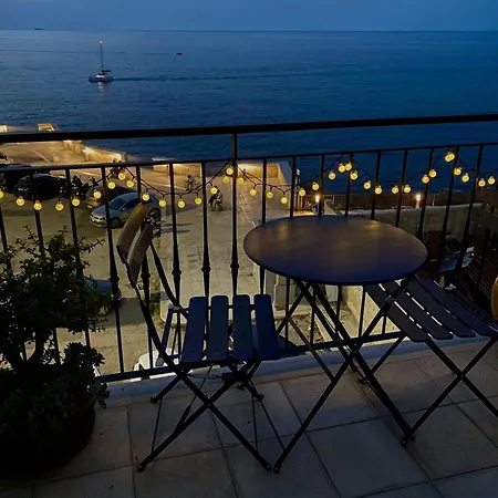 Vista Blu 4*