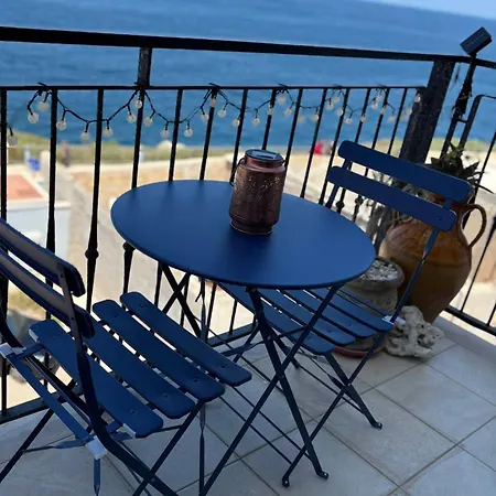Vista Blu Apartment