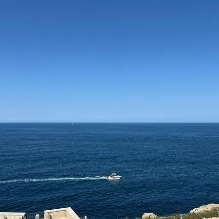 Vista Blu 4*